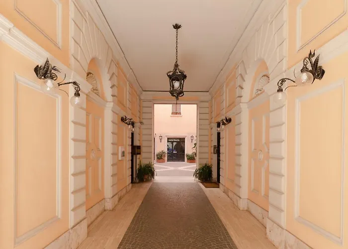 Luxury Via Veneto Walk To Spanish Steps Daire Roma