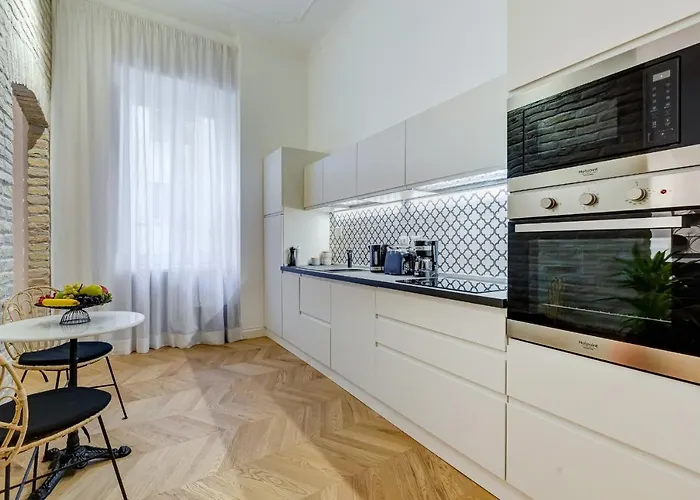 Luxury Via Veneto Walk To Spanish Steps דירה *