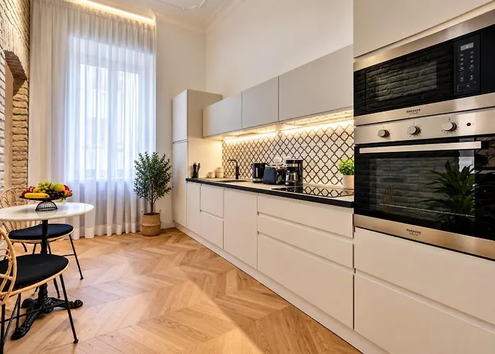 Luxury Via Veneto Walk To Spanish Steps *