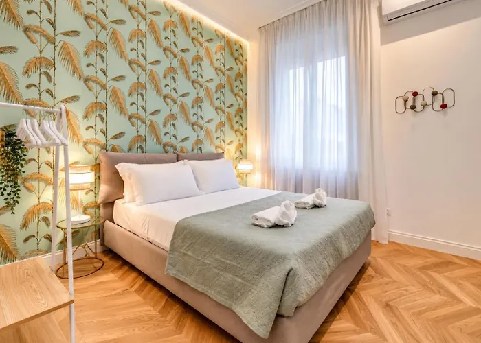 Luxury Via Veneto Walk To Spanish Steps